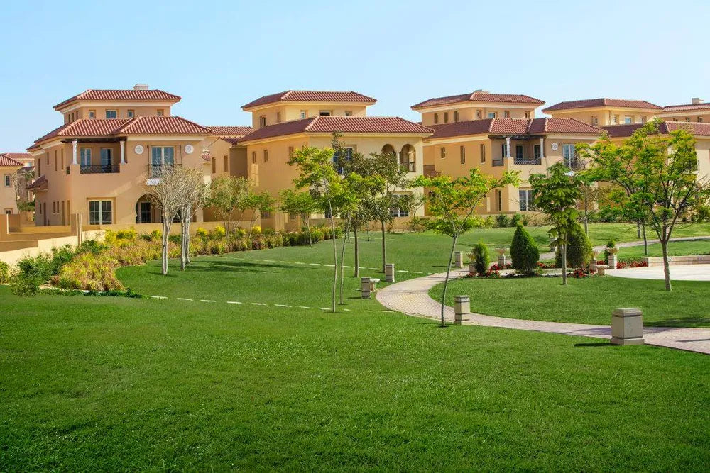 8-Bedroom Villa at Hyde Park - 1278 sqm